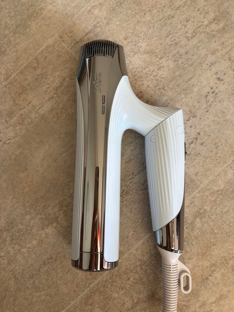 【ジャンク品】ReFa ドライヤー RE-AX-02A 2024年製