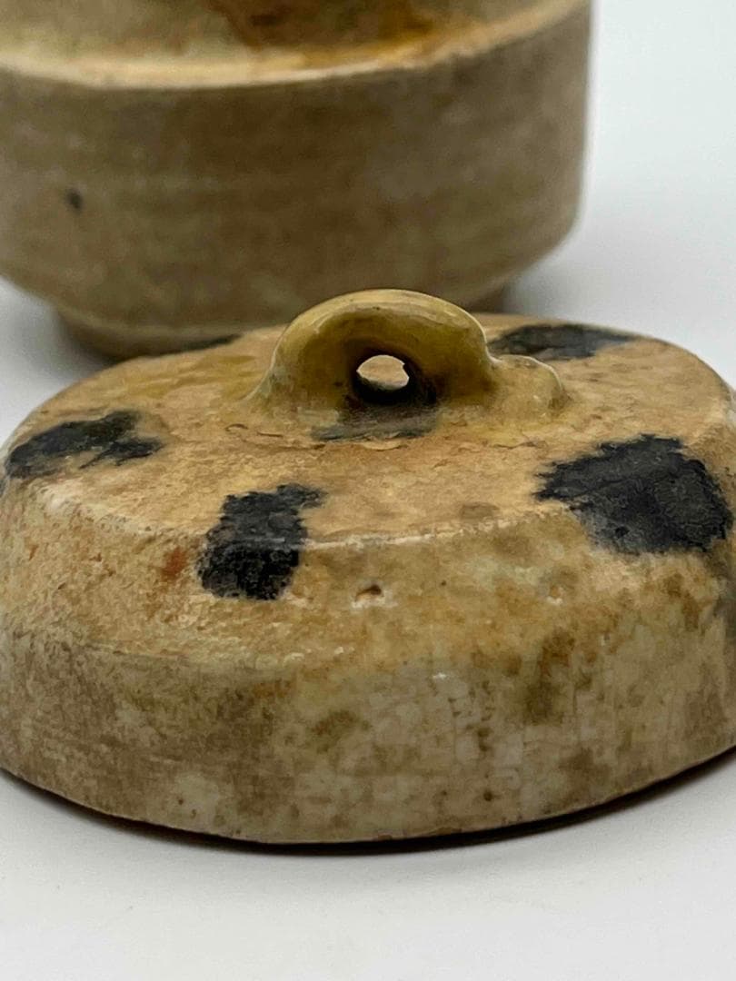 唐時代 青磁 相州窯 點彩 飛斑 香盒 粉盒 茶入 茶道具 唐物