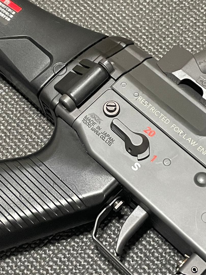 東京マルイ　スタンダード電動ガン　SIG552