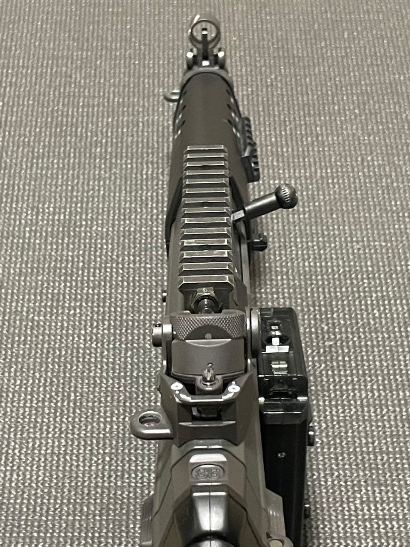 東京マルイ　スタンダード電動ガン　SIG552