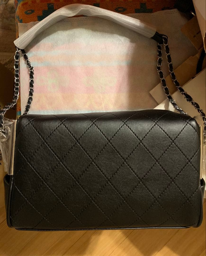 CHANELロゴ シャネルマーク ブラック ショルダーバッグ マトラッセ