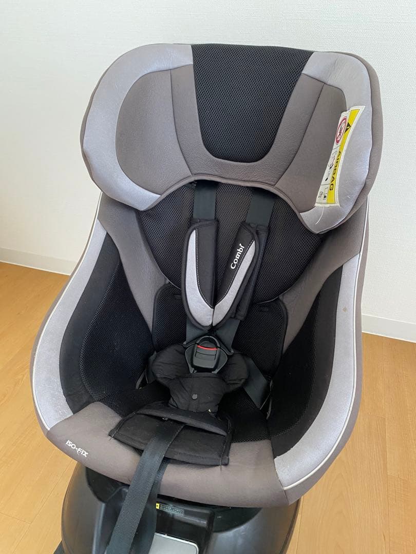 Combi NEROOM 回転式チャイルドシート ISOFIX
