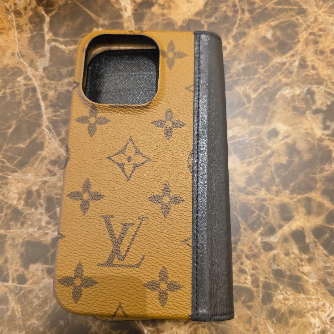 LOUIS VUITTON 手帳型ケース モノグラム iPhone15pro｜ルイヴィトン