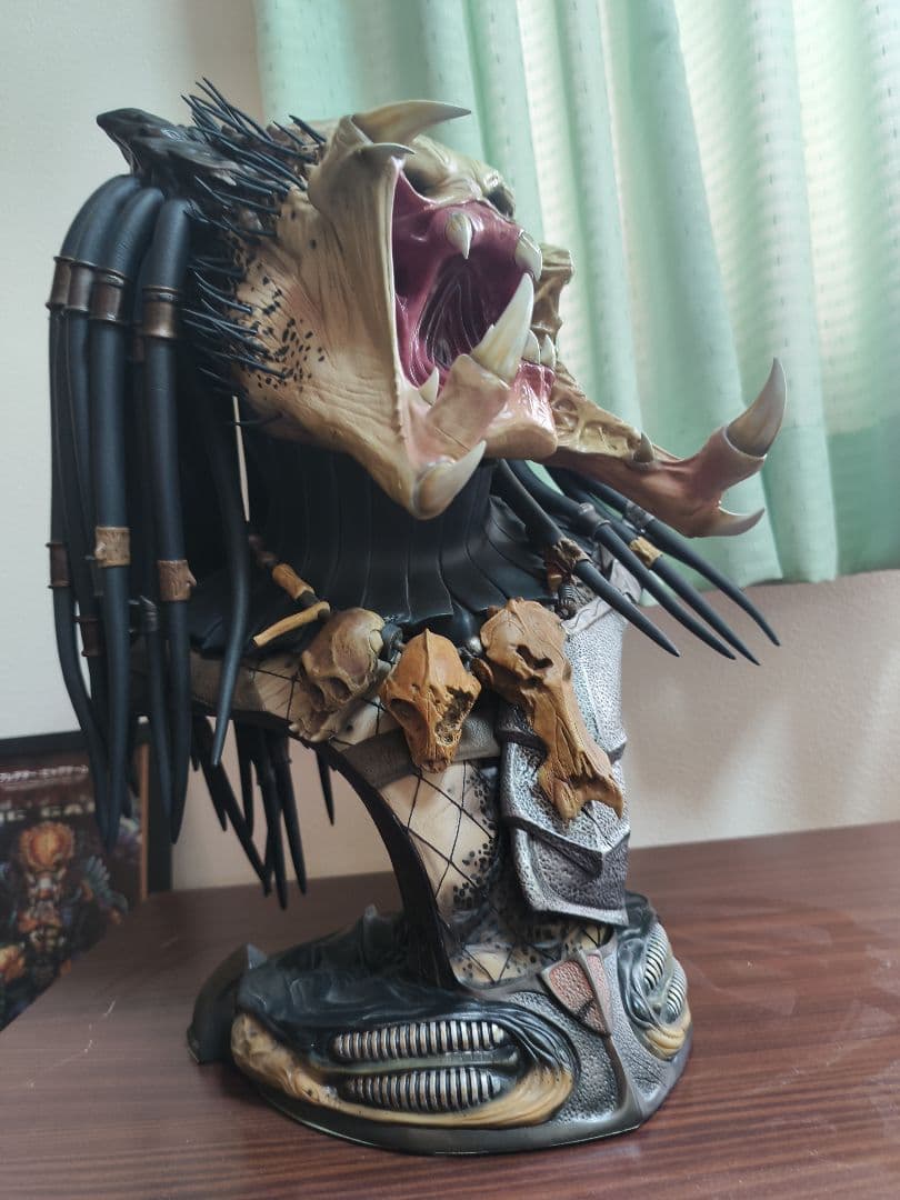 サイドショー製ウルフプレデターバストゆっさゆっさ