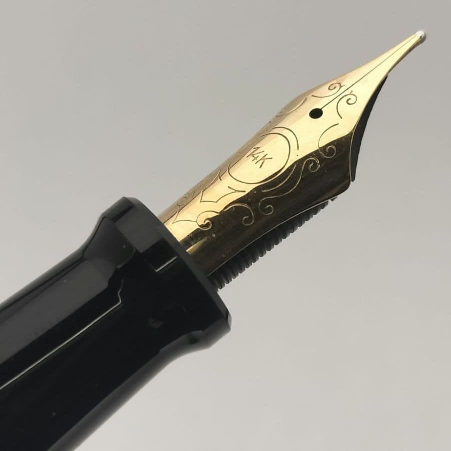 アウロラ 万年筆 88 F 希少旧型ペン先 調整済み