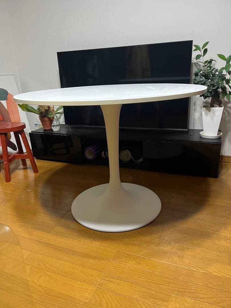 IKEA 丸テーブル 白色 DOCKSTA（ドクスタ） 【引き取り限定】