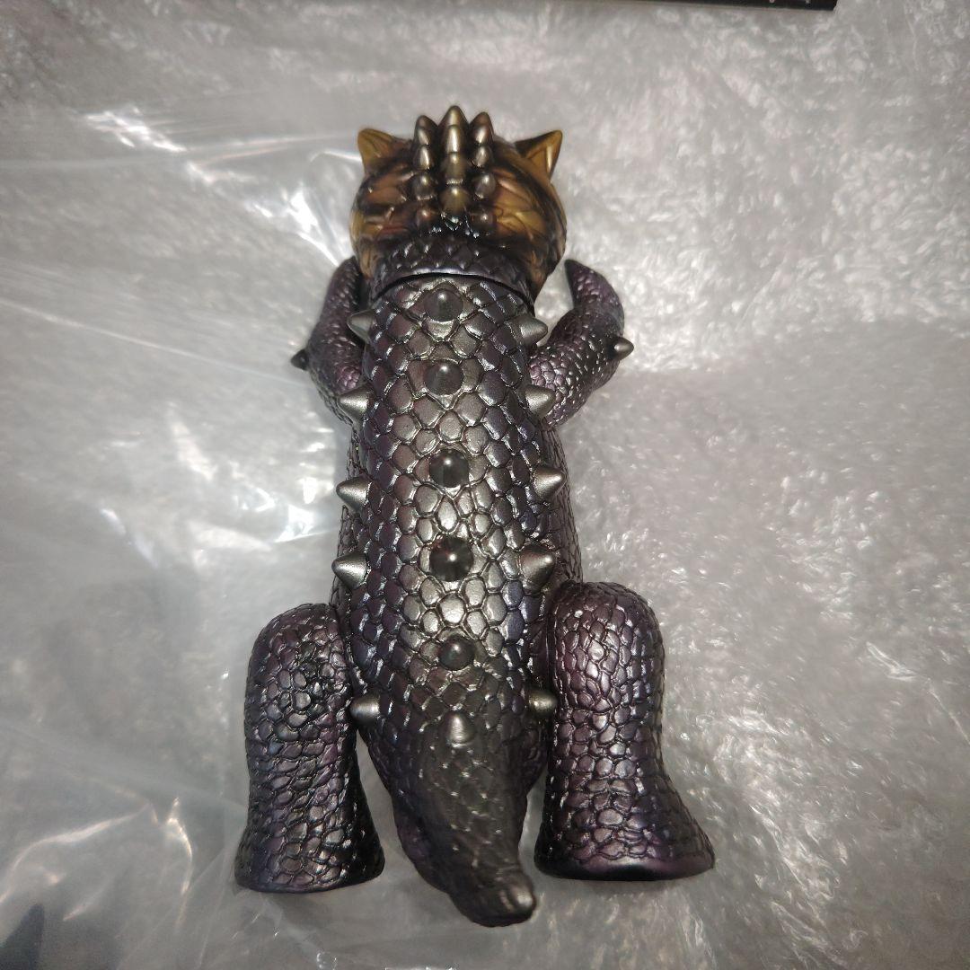 DBTHTOYS　涅槃怪獣　IRON EATER　ソフビ