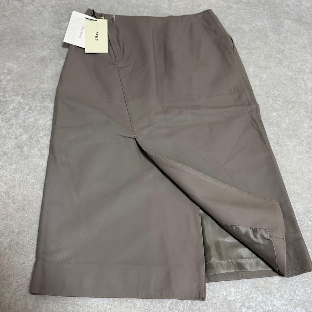 新品タグ付き✨49AV. junko shimada レザースカート 春服