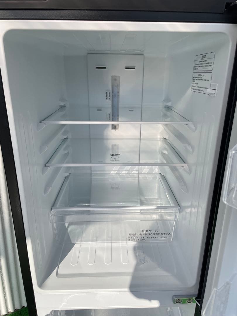 829 ハイセンス おしゃれブラック 2ドア冷蔵庫 一人暮らし 単身 取説付き