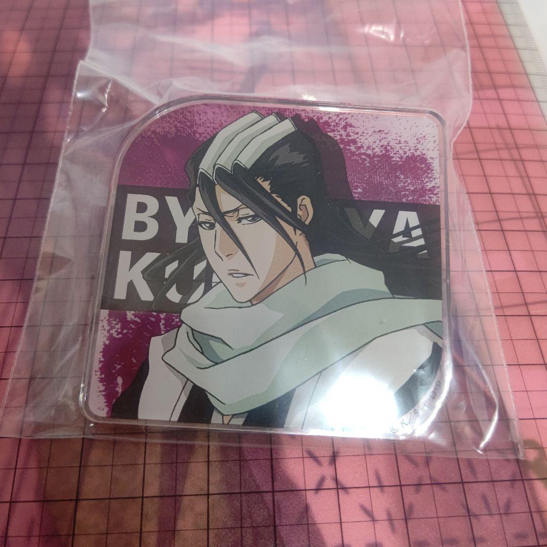 白哉 アクリルバッジ - メルカリ