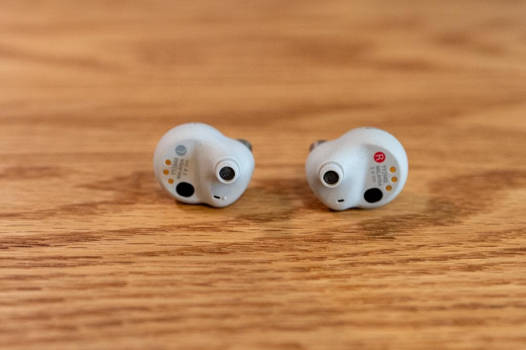 WF-1000XM4 プラチナシルバー 【イヤーピース M or L のみ】WF-1000XM4