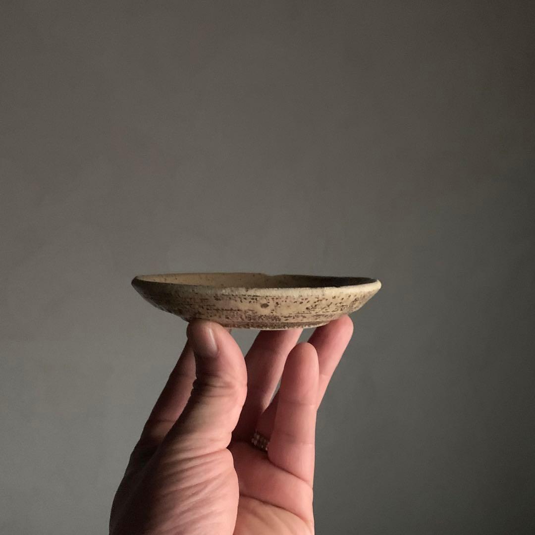 美濃 灰釉 小皿 江戸後期 古道具 アンティーク 古美術 美術品