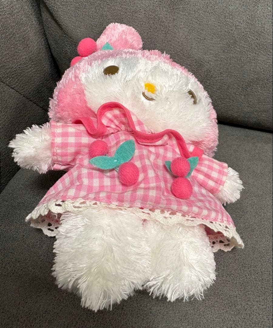 【美品】マイメロディー ぬいぐるみ 2009 クタクタドール　さくらんぼモチーフ