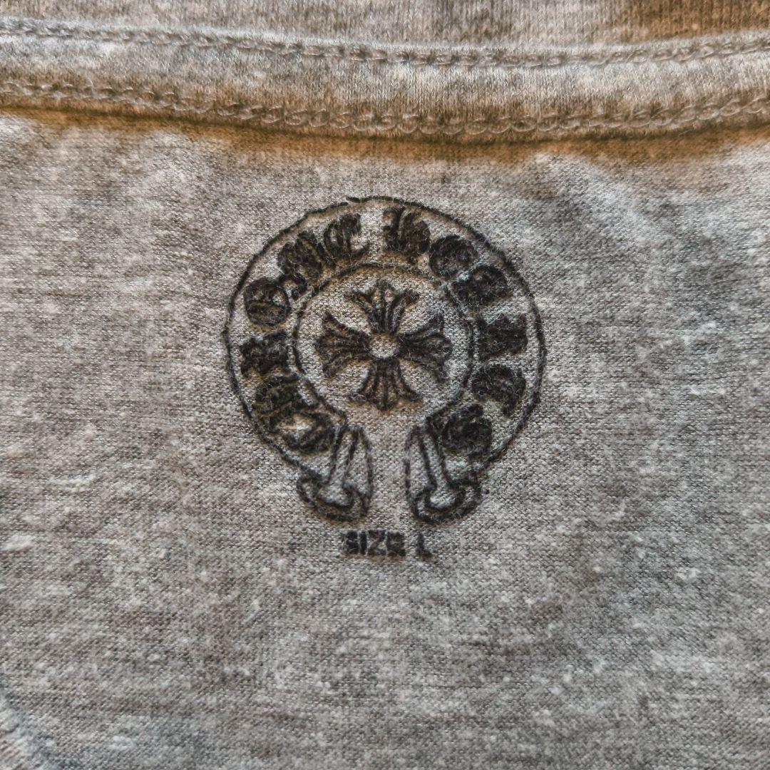 CHROME HEARTS グレー Vネック Tシャツ