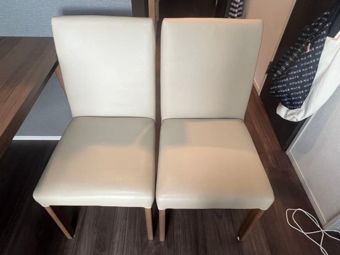 引き取り限定(大阪府吹田市)美品　ニトリ　ブラウン木製ダイニングテーブルセット