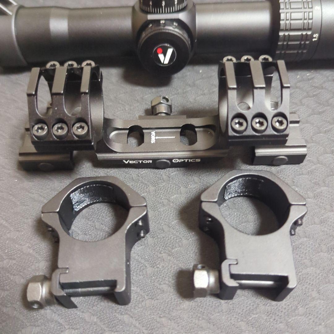 VectorOpticsS4　1.5−6☓28 Vectorマウントセット。