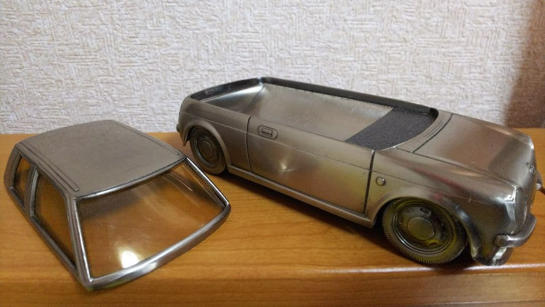 日産 Be-1 飾り物