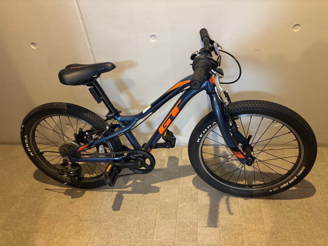 GT キッズバイク 20インチ 青/オレンジ