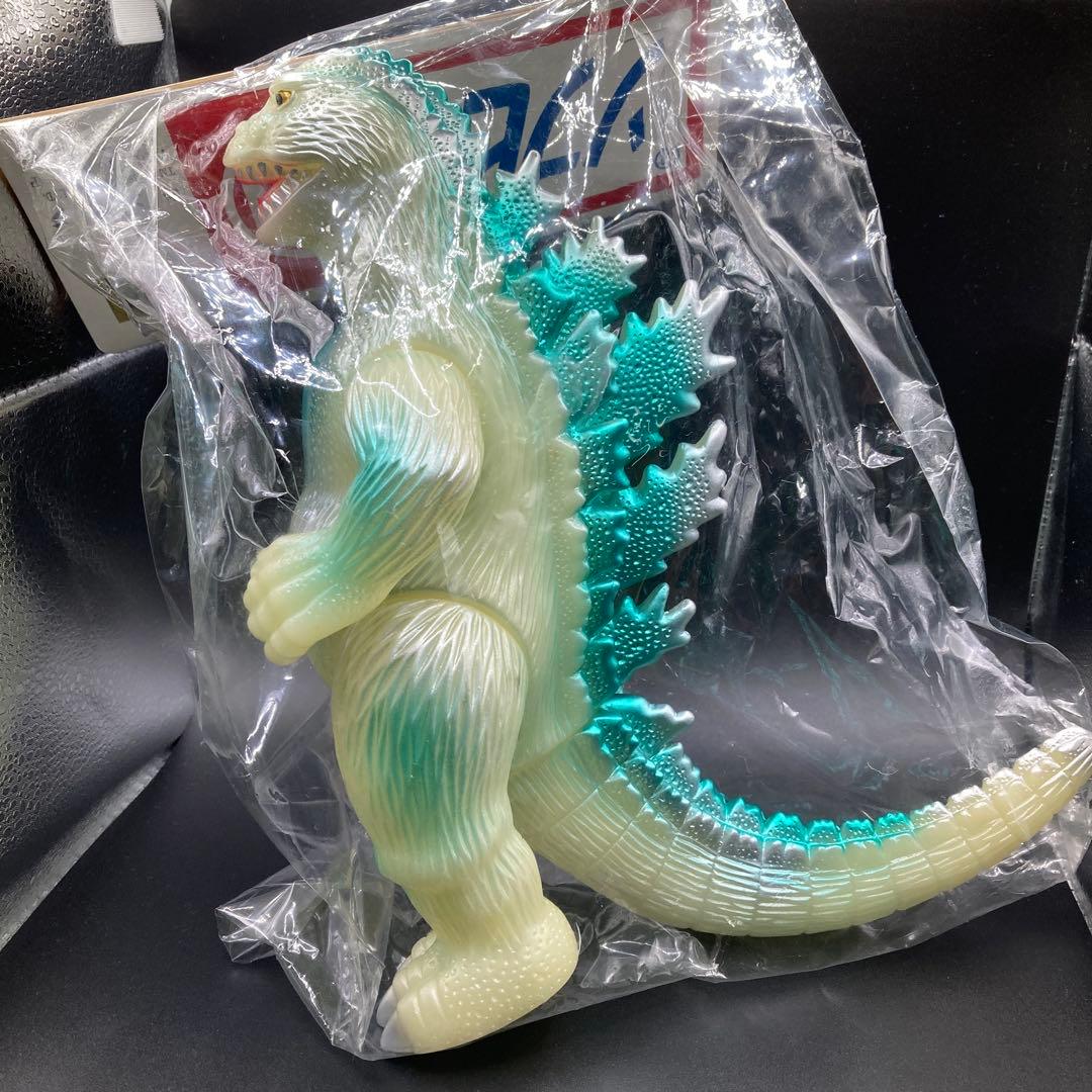 超美品♡希少♡新品♡未開封♡ 2003年キンゴジ　　 1962年TOHOグリーン