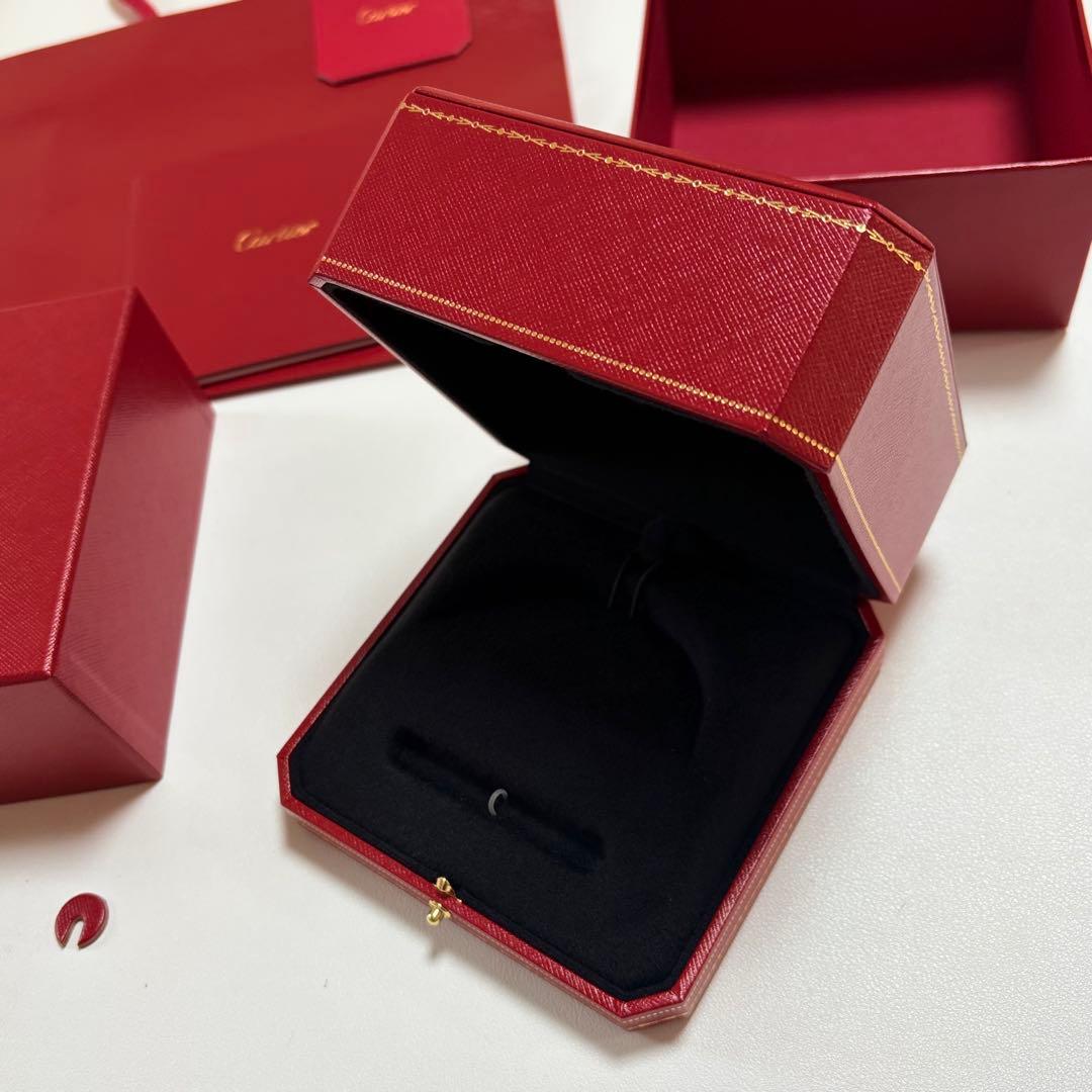 美品 カルティエ ラブブレス ブレスレットケース 空箱 現行品 リボン