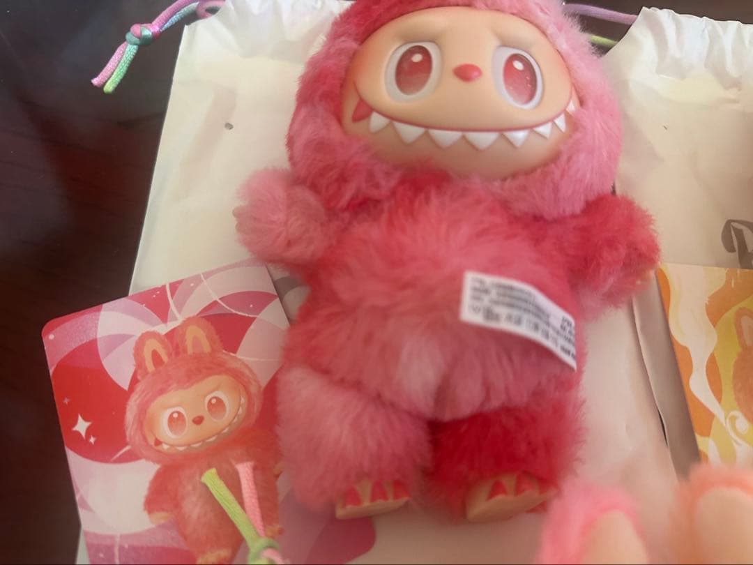 ラブブ BigintoEnergy PIN FOR LOVE