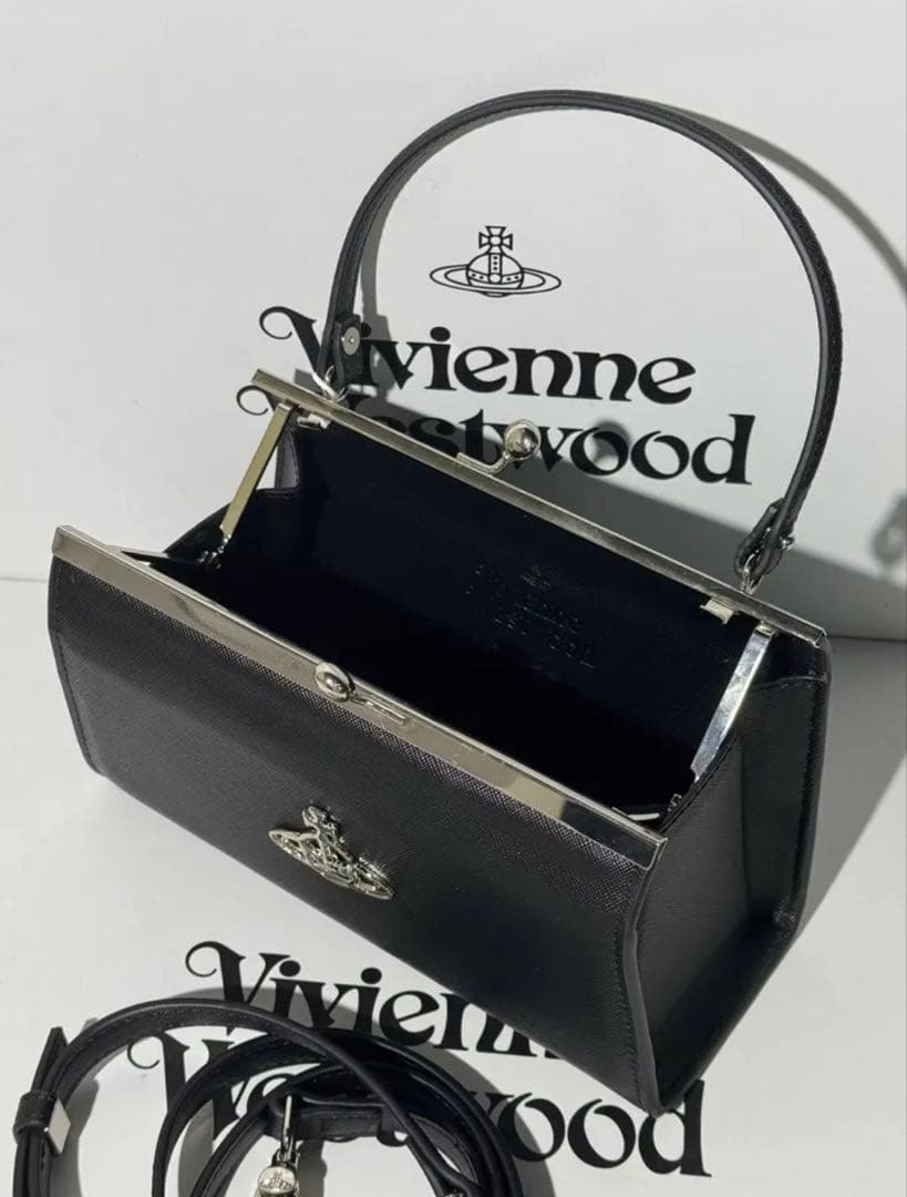 Vivienne Westwood ブラック　2wayバッグ