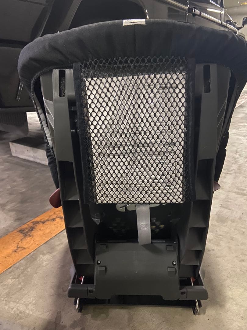 Bentley 車用チャイルドシート ブラック