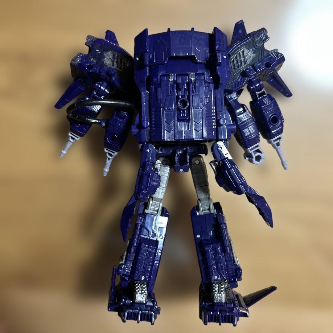 トランスフォーマー　シージ　ショックウェーブ