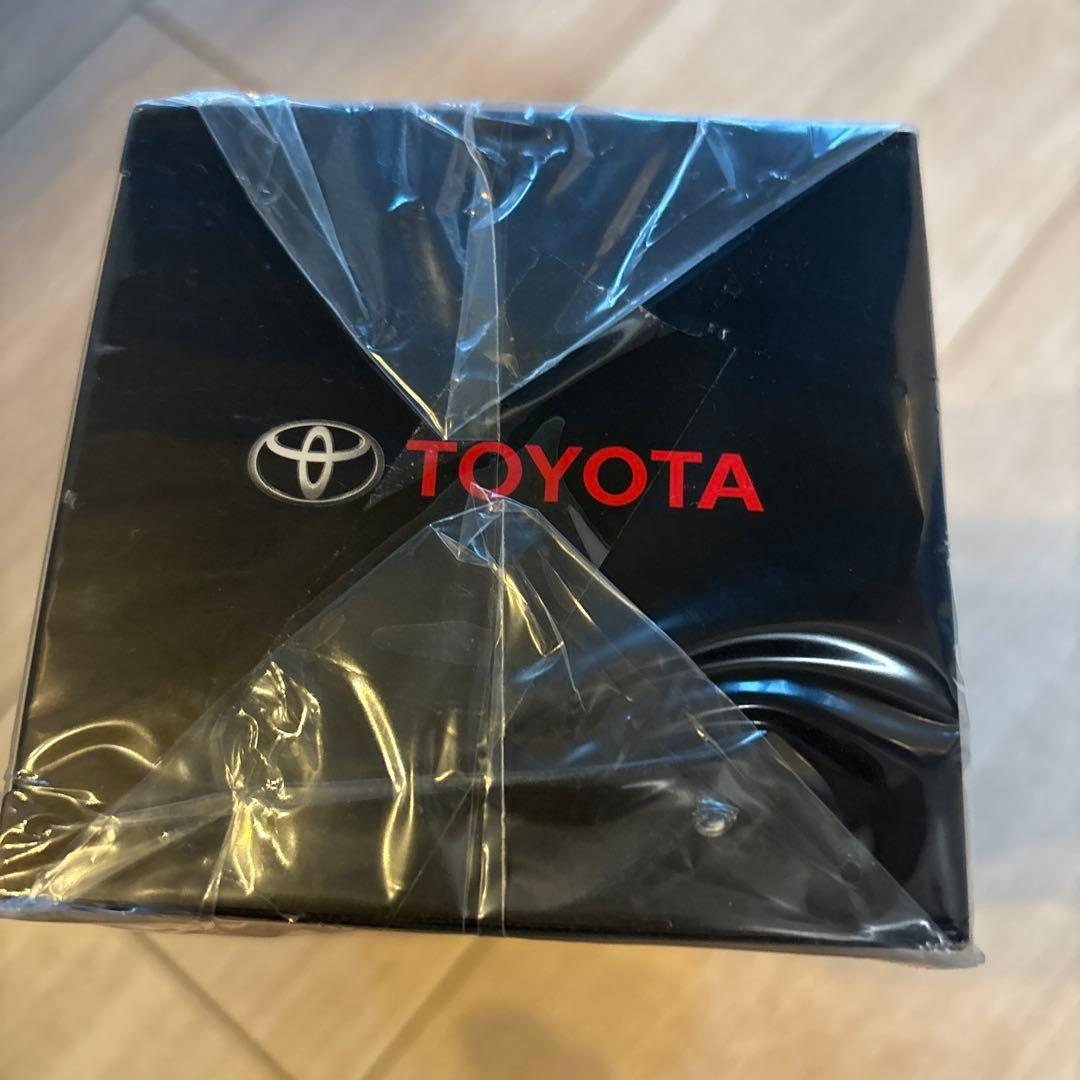 トヨタ 1/30 ハリアー プレシャスブラックパール 新品未使用