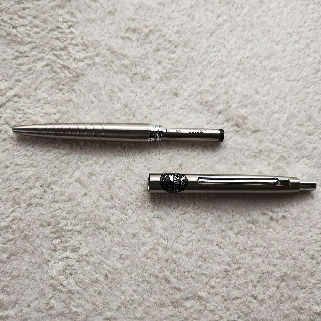 PILOT パイロット ボールペン 銀銀色 ノック式 1989 - メルカリ