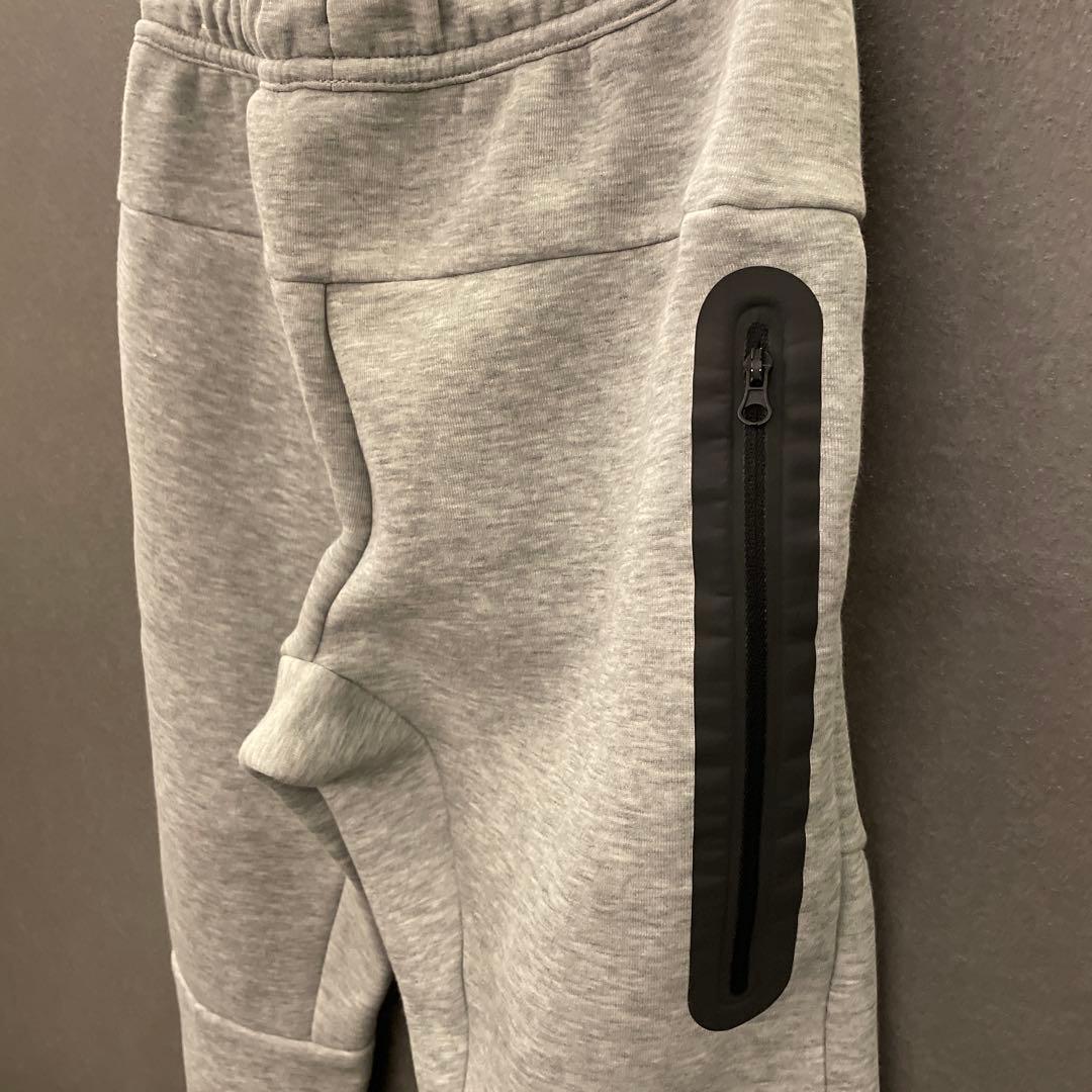 ナイキ テックフリースパンツ グレー キッズM オンライン完売品 - メルカリ