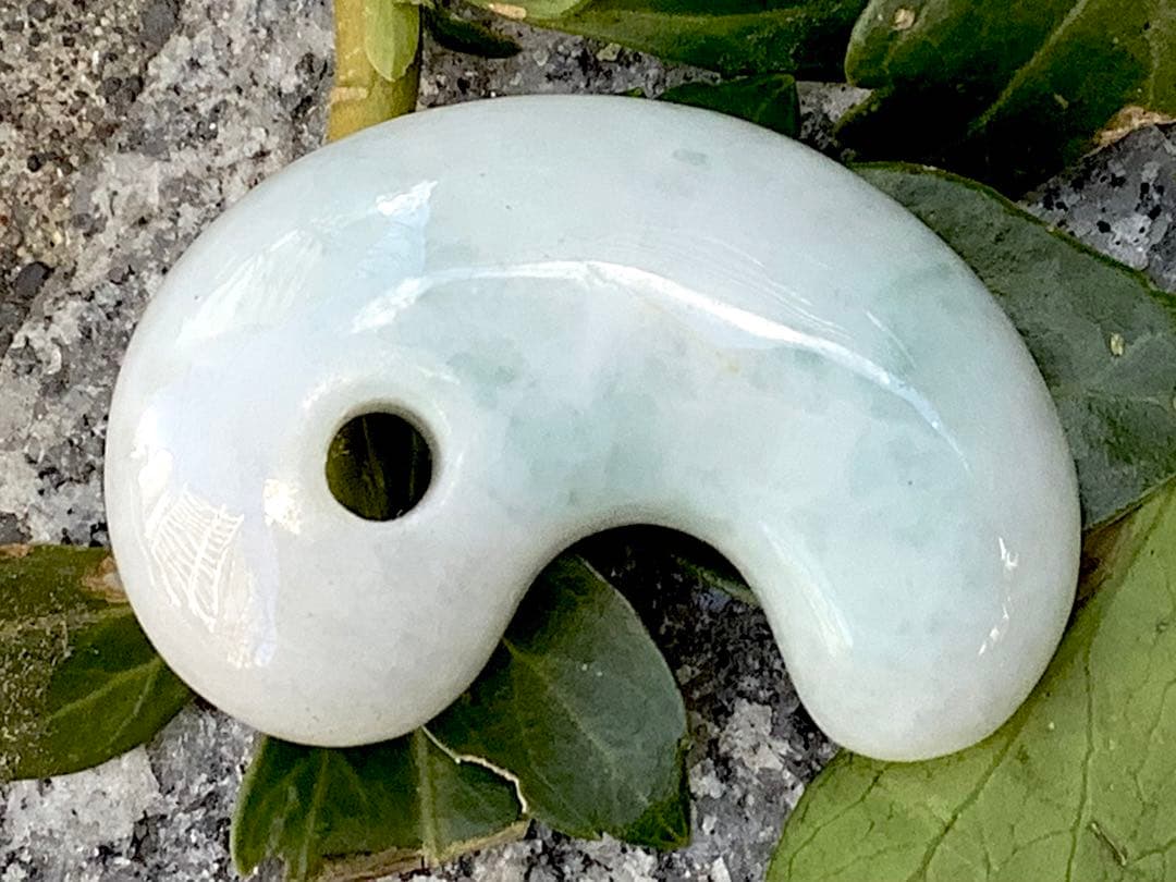 大サービス*糸魚川小滝産翡翠氷肌 アイスジェイド お値段自信の極上