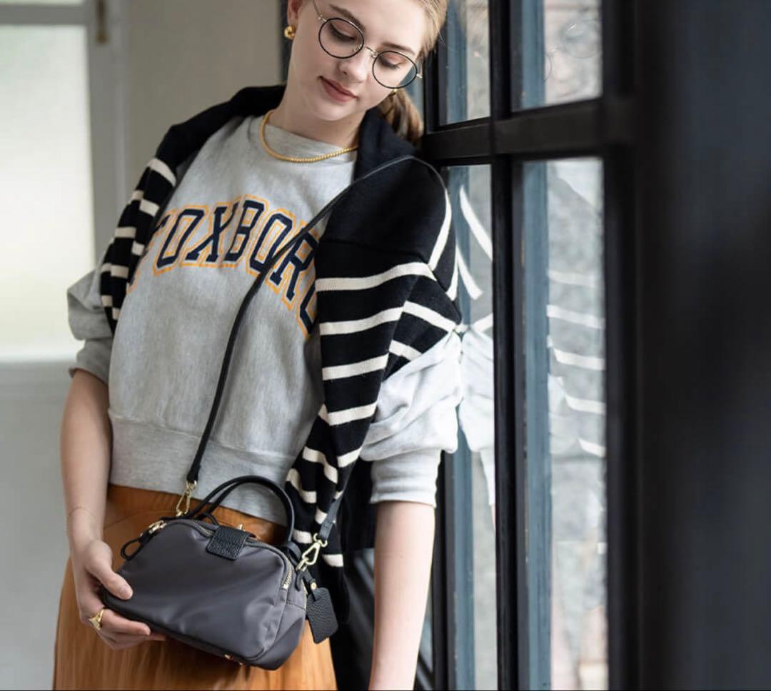 未使用　ヘイニ　HAYNI ベイビーナイロンロシェ　ショルダーバッグ　ミニ