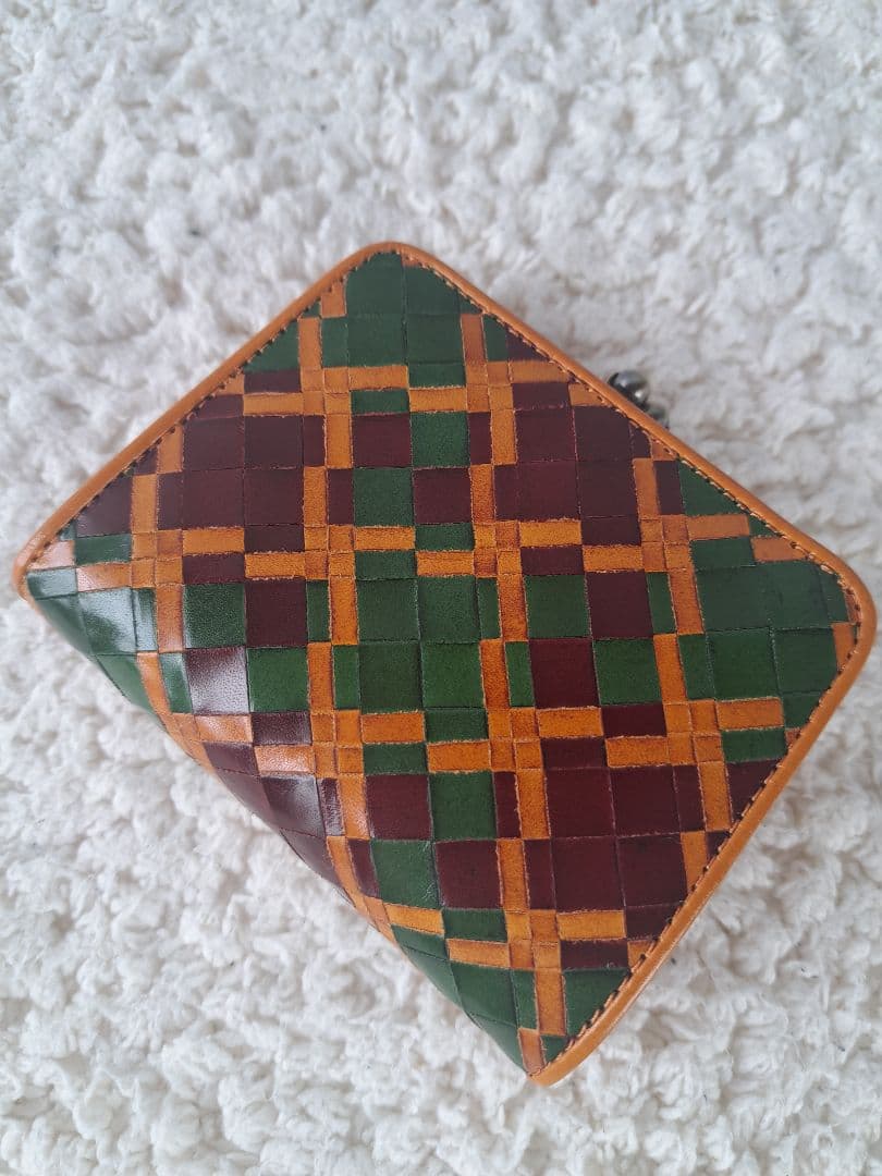 新品【ダコタ】アロマティコ がま口二つ折り財布　牛革 本革【Dakota】