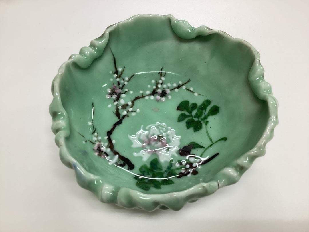 青磁 鉢 茶道具 和食器 花柄 飾皿 手練り C264