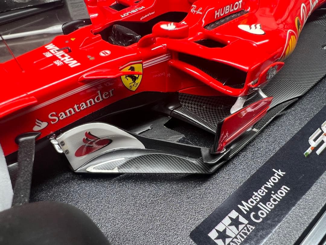 タミヤマスターワーク　フェラーリSF70H 1/20 正月割引