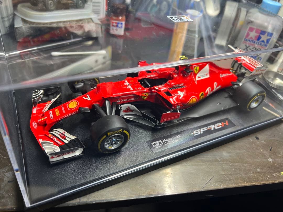 タミヤマスターワーク　フェラーリSF70H 1/20 正月割引