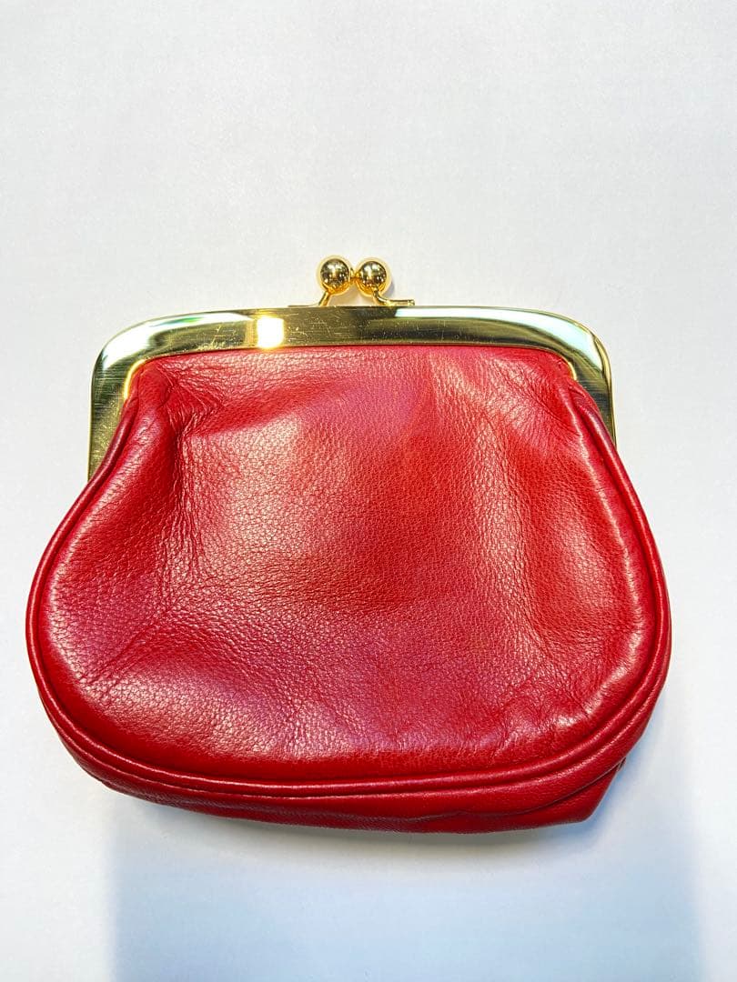 PRADA レッド レザー ケース