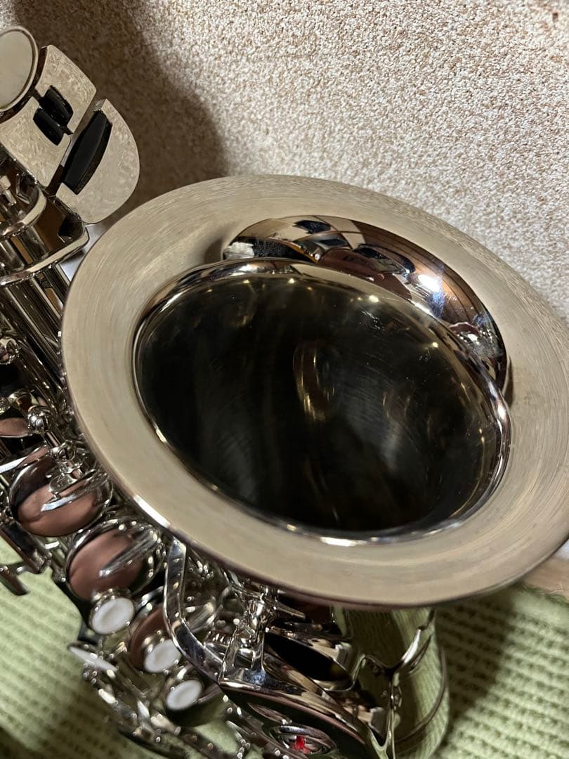 アルトサックス　シルバー　他備品付き　初心者向け　詳細は説明欄やチャットにて！