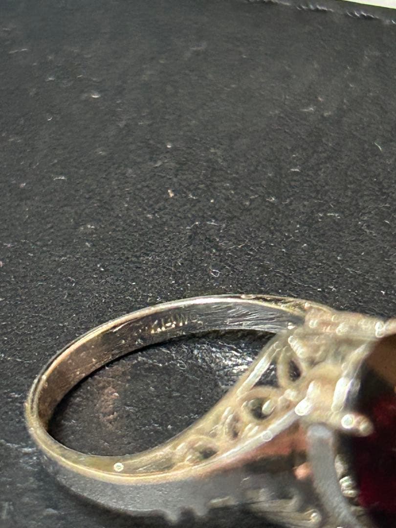 k14wgシルバーリング 赤色オーバル型宝石