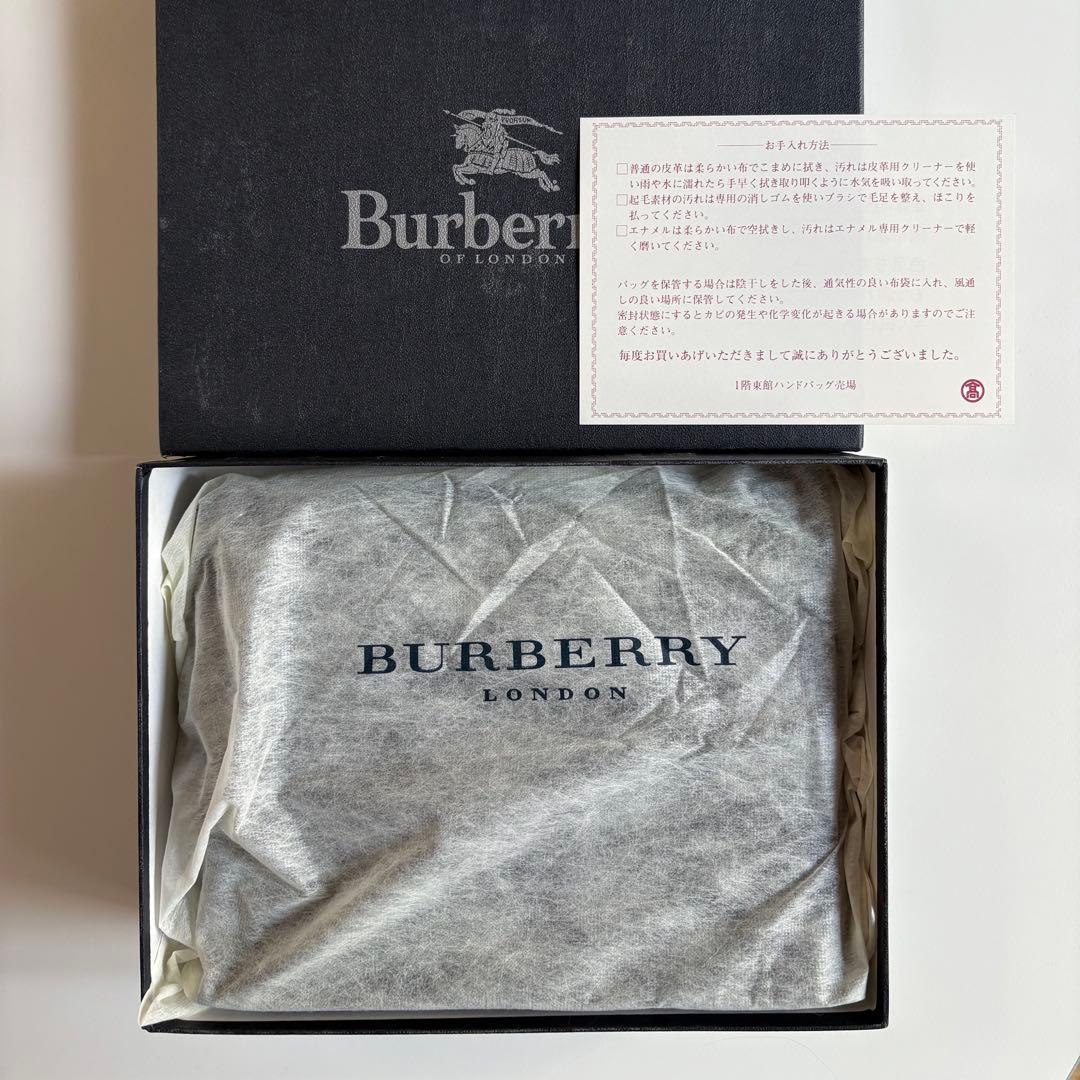 Burberry ブラックレザーハンドバッグ