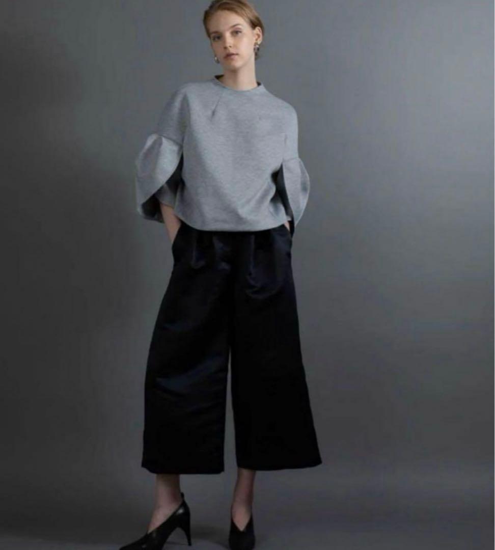 新品　heve サテンフレアガウチョパンツ36　2024AW 新品heve サテンフレアガウチョパンツ362024AW