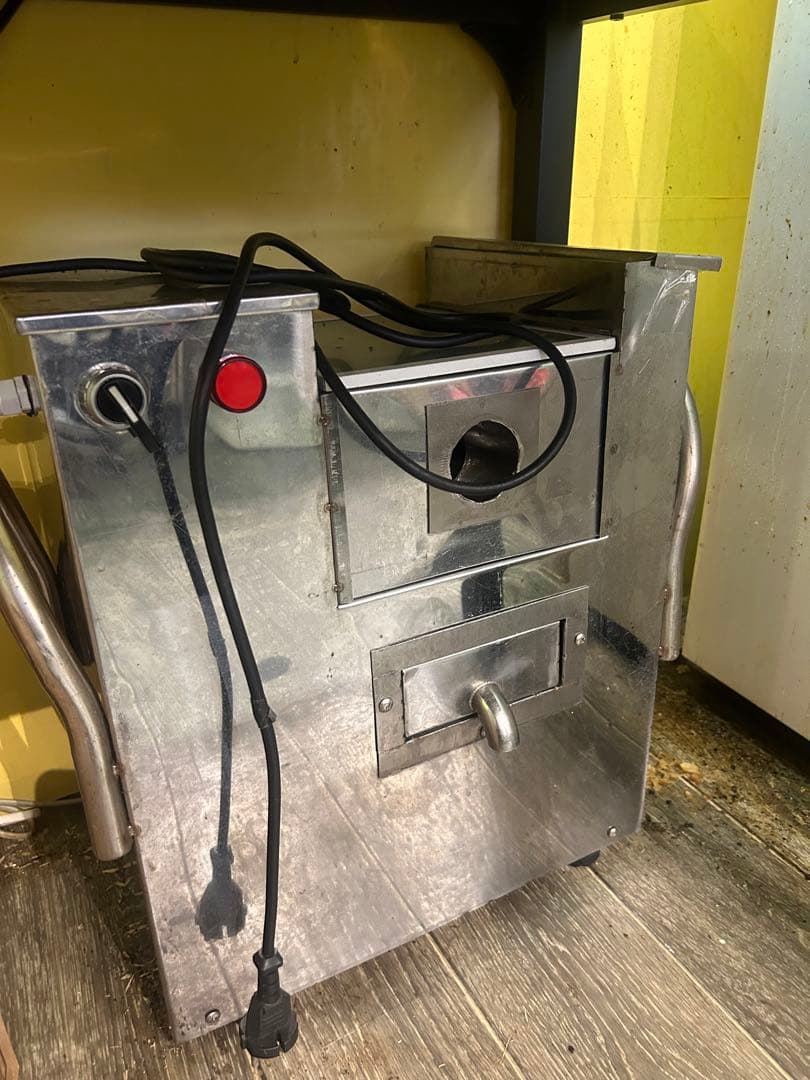 業務用 手動式/電動式 サトウキビジュースマシン（オーダーメイド）中古 業務用 手動式/電動式 サトウキビジュースマシン（オーダーメイド