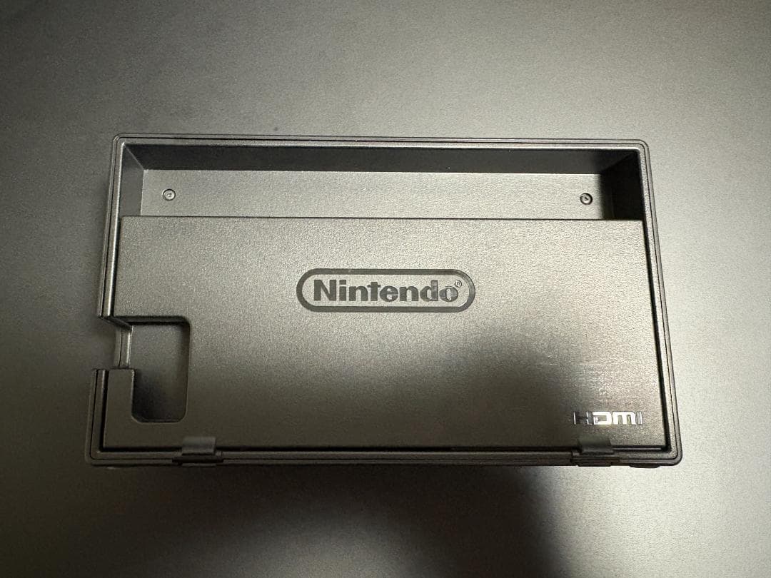 Nintendo Switch 本体 (バッテリー持続時間が長くなったモデル)