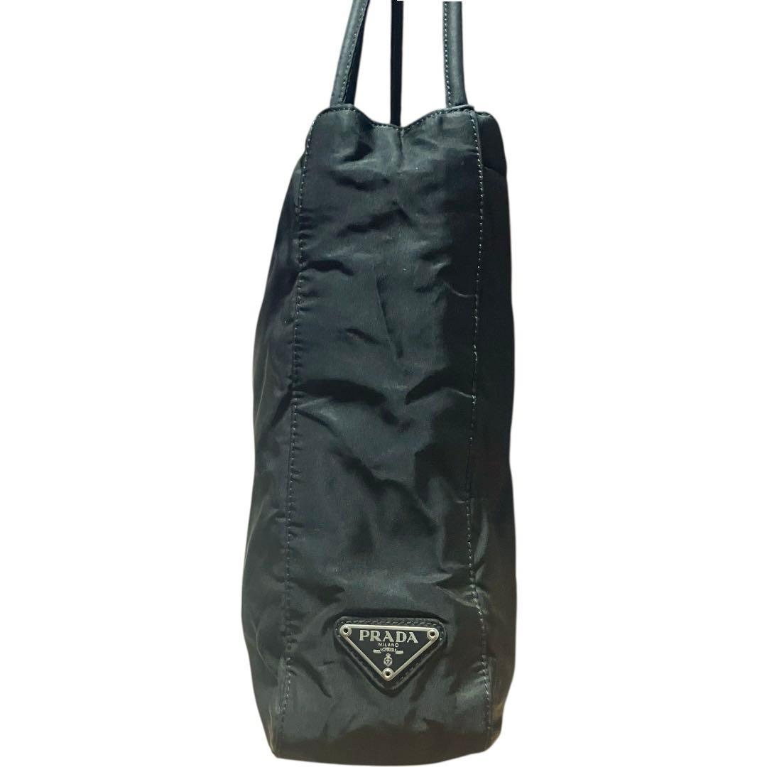 PRADA 三角ロゴ　ワンショルダーバッグ　肩掛け　ナイロン　ブラック　三層