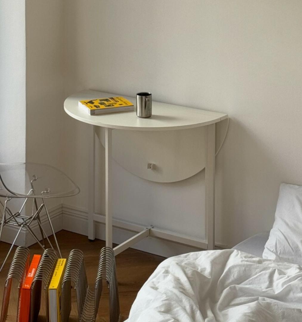 【新品キズ有】ラウンド 折り畳みテーブル【ART OF BLACK】