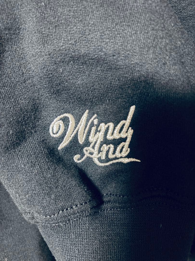windandsea HOODIE パーカー　シルバーロゴ　刺繍ロゴ　裏起毛　M