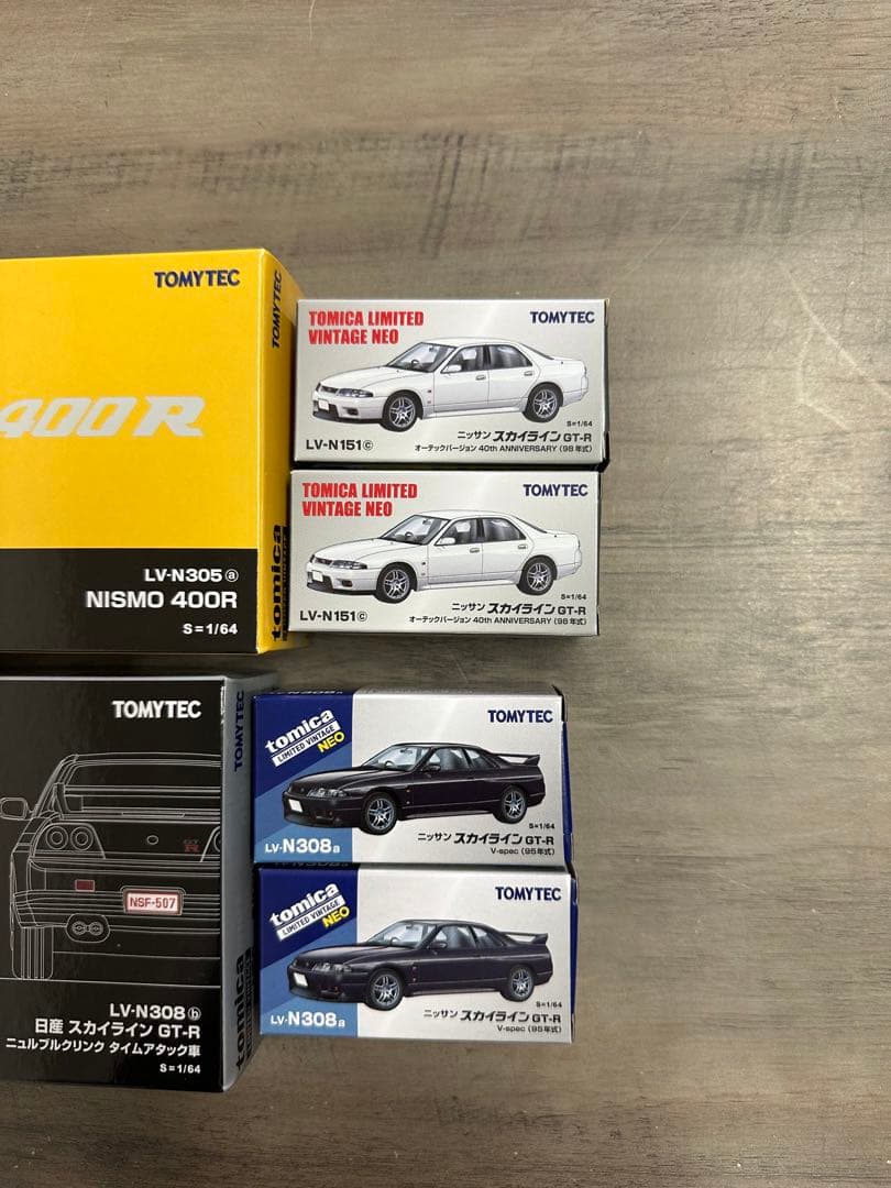 トミカリミテッドビンテージネオ　GT-R 8台セット