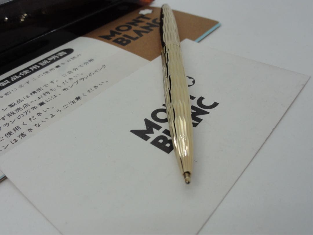 究極の稀少モデル・モンブラン・コレクション・マダムNo0946総金張