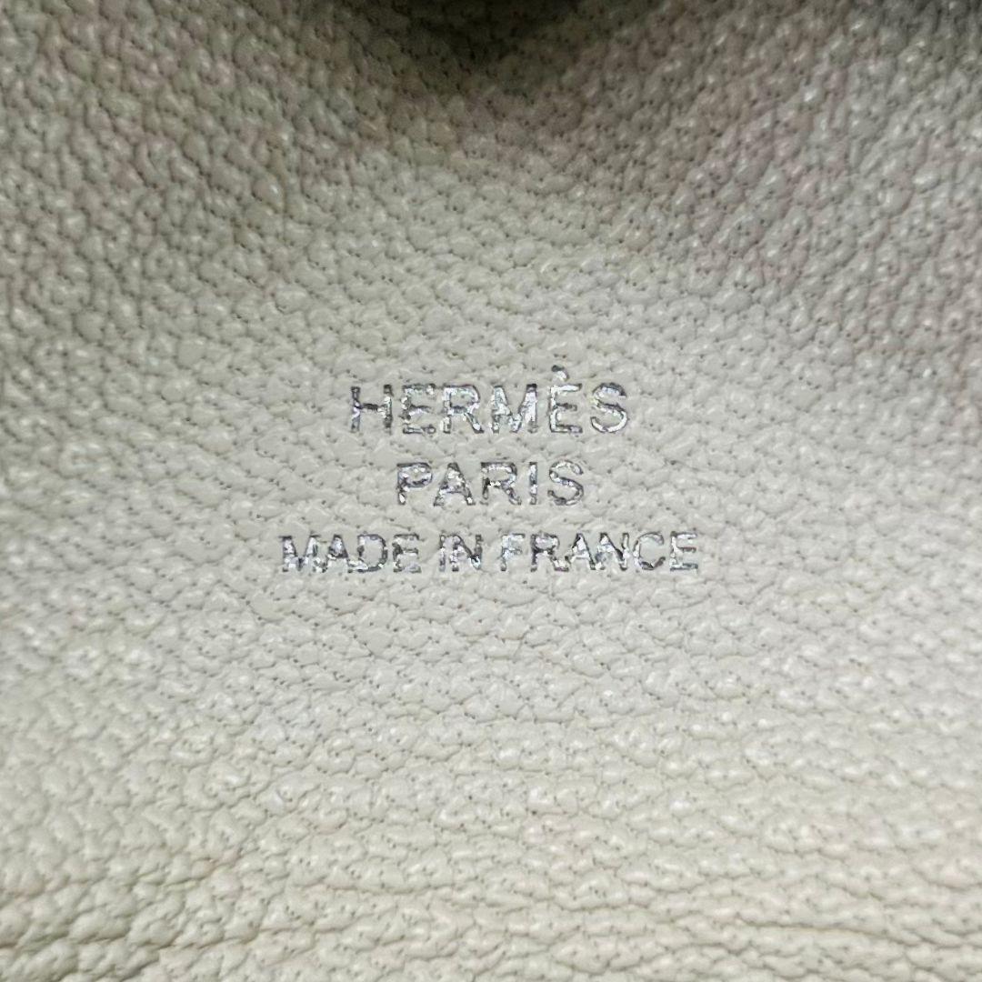 （ちーちゃん様） エルメス Ｕ刻印　カルヴィ　デュオ ケース ホワイト